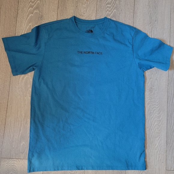The North Face T-Shirt - Picture 1 of 3